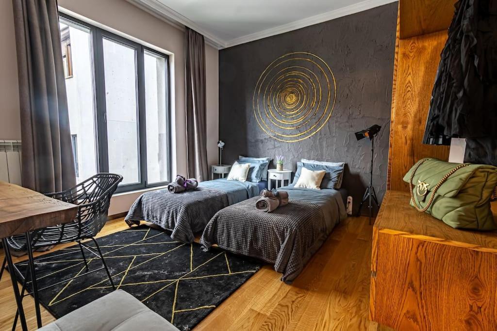 Top Central Design, 2 Bedroom, Ndk, Free Secured Parking 소피아 외부 사진