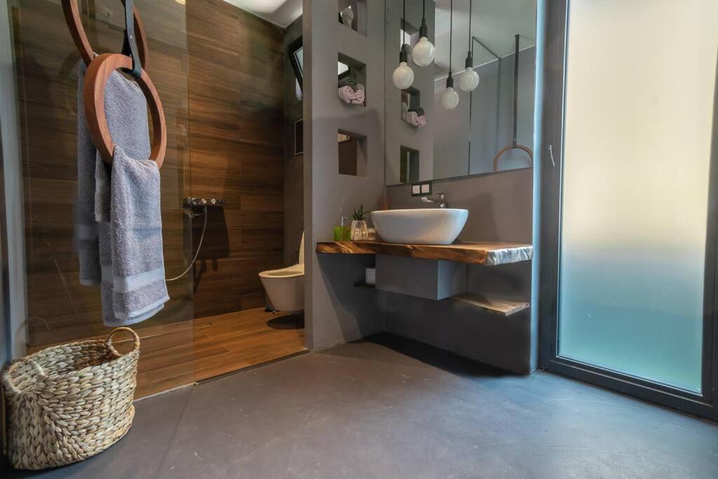 Top Central Design, 2 Bedroom, Ndk, Free Secured Parking 소피아 외부 사진